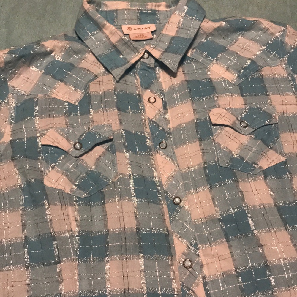 👢Ariat Women’s Short Sleeve Button Up